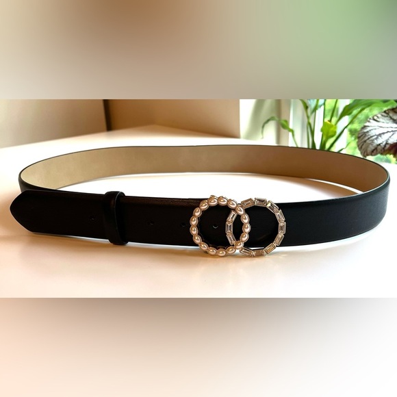 Vince Camuto Accessories - Vince Camuto belt